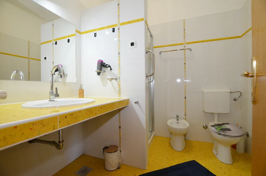 Rovinj 2-Bedroom Apartment for Up to 4 Guests