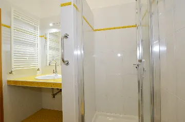 Rovinj 2-Bedroom Apartment for Up to 4 Guests