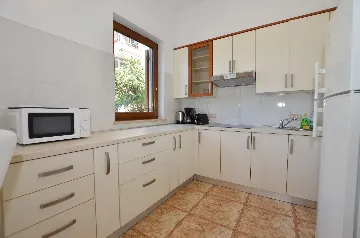 Rovinj 2-Bedroom Apartment for Up to 4 Guests