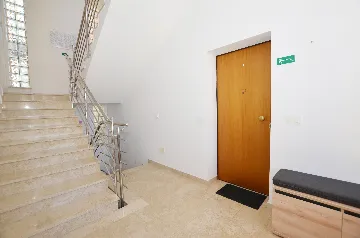 Rovinj 2-Bedroom Apartment for 4 Guests