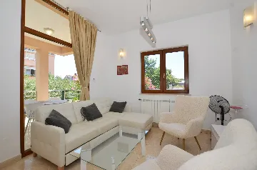 Rovinj 2-Bedroom Apartment for 4 Guests
