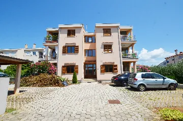 Rovinj 2-Bedroom Apartment for 4 Guests