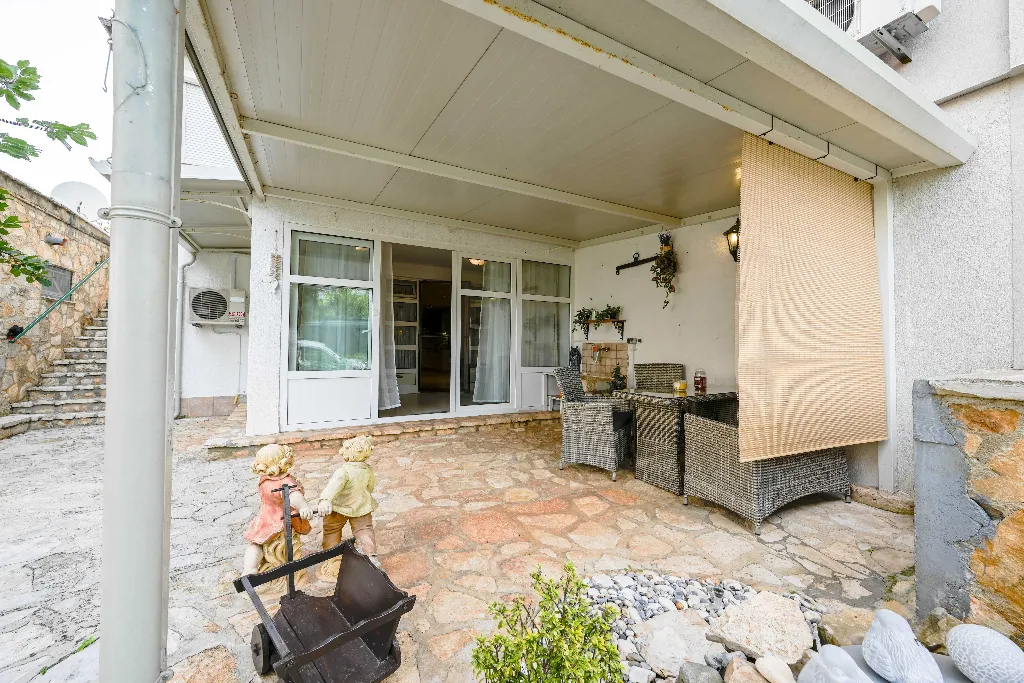 Two-Bedroom Apartment in Rovinj for Up to 5