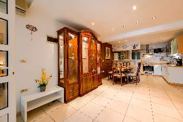 Two-Bedroom Apartment in Rovinj for Up to 5