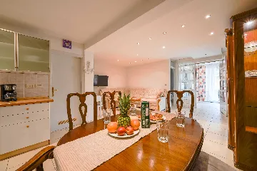 Two-Bedroom Apartment in Rovinj for Up to 5