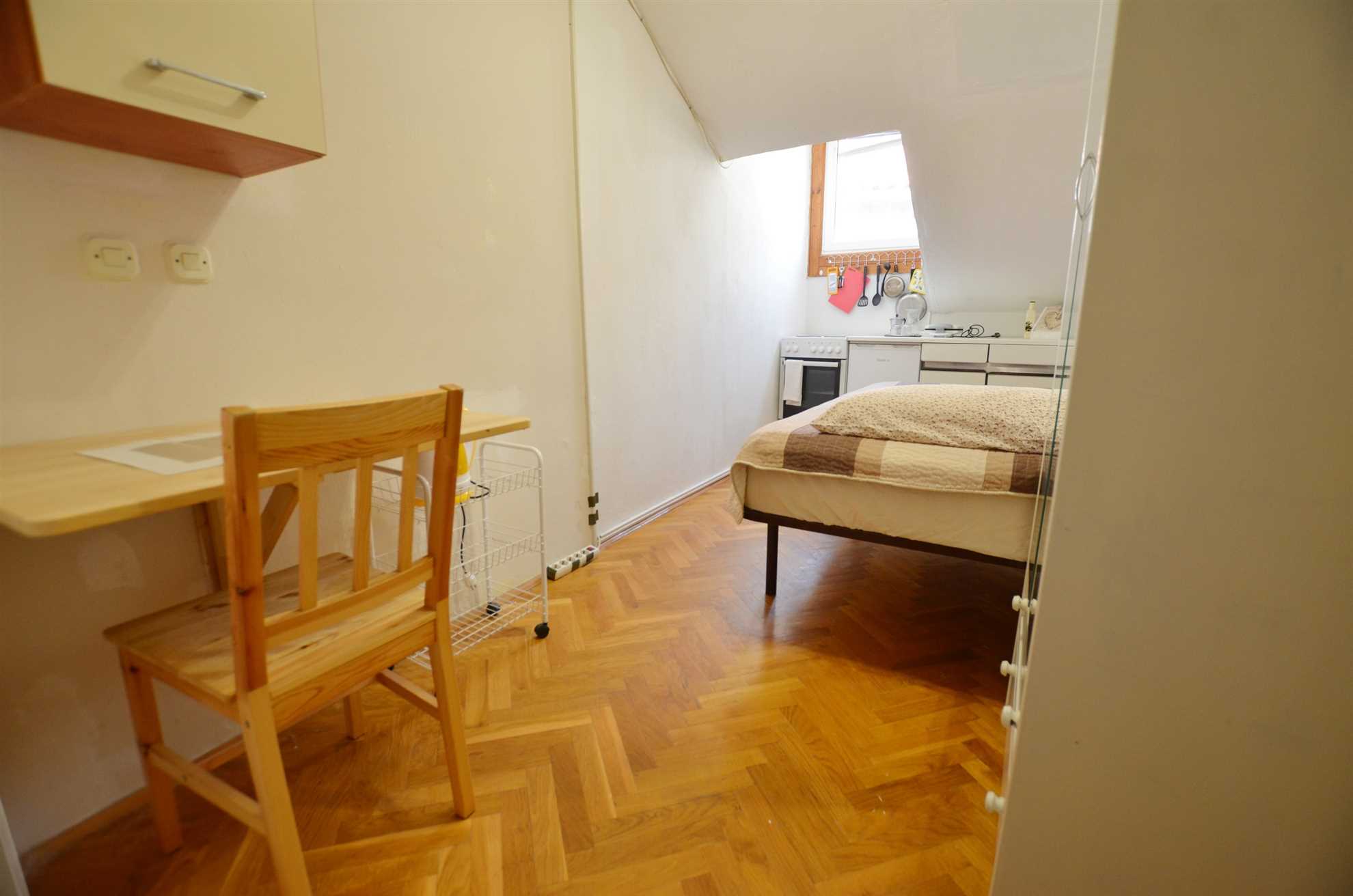Carera Room in City Center