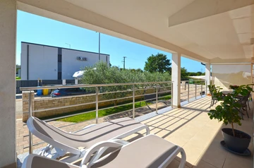 2-Bedroom Apartment in Bale for Up to 4 Guests