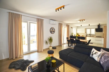 2-Bedroom Apartment in Bale for Up to 4 Guests