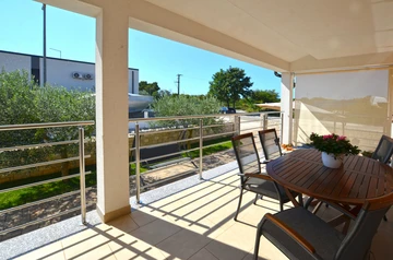 2-Bedroom Apartment in Bale for Up to 4 Guests