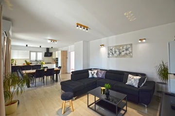 2-Bedroom Apartment in Bale for Up to 4 Guests