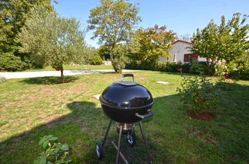 Holiday House in Bale for Up to 6 Guests