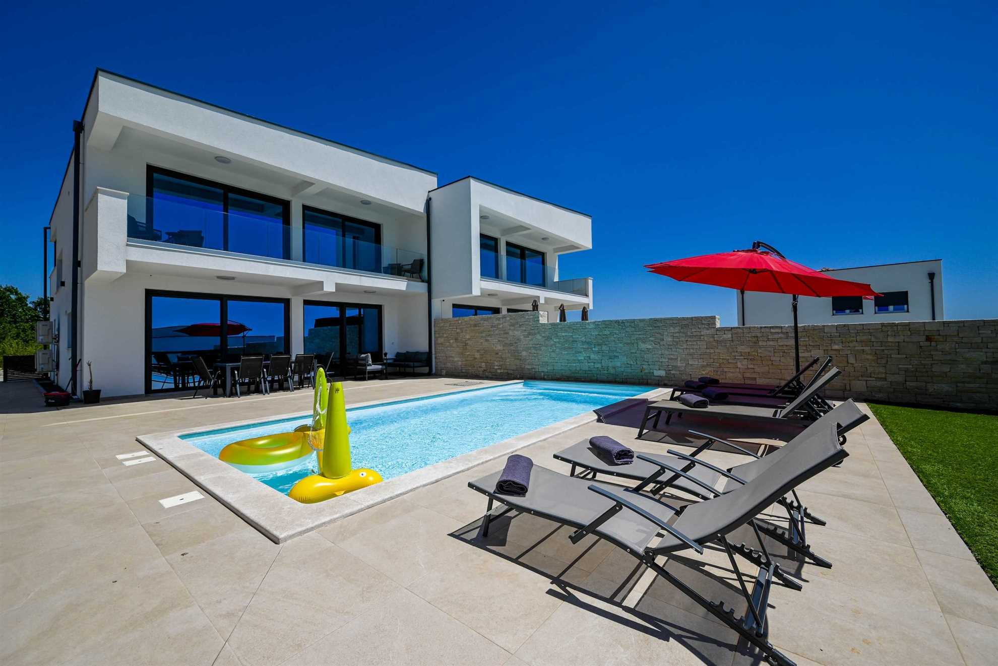 Villa Ely with private pool