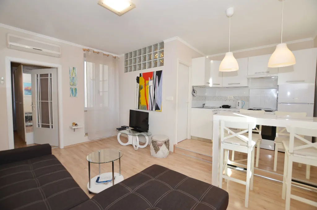 Rovinj Apartment with Sea View for up to 3