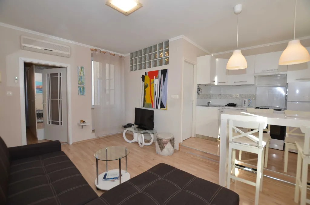 Rovinj Apartment with Sea View for up to 3