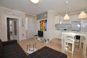 Rovinj Apartment with Sea View for up to 3