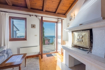 Rovinj Sea View 1-Bedroom Apartment with Balcony