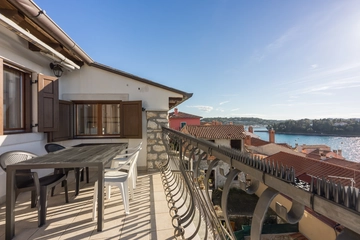 Rovinj Sea View 1-Bedroom Apartment with Balcony
