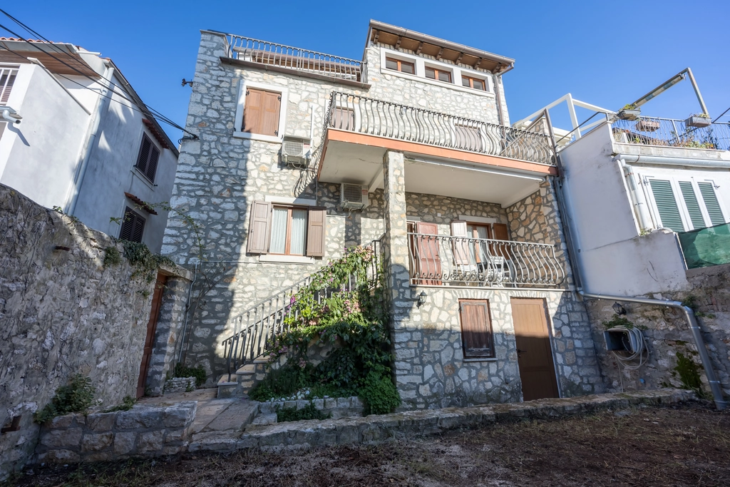 Rovinj Sea View 1-Bedroom Apartment with Balcony