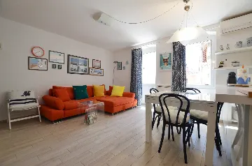 Rovinj Downtown 1-Bedroom Apartment in Pedestrian Zone