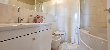 2-Bedroom Apartment in Rovinj for 4 Guests