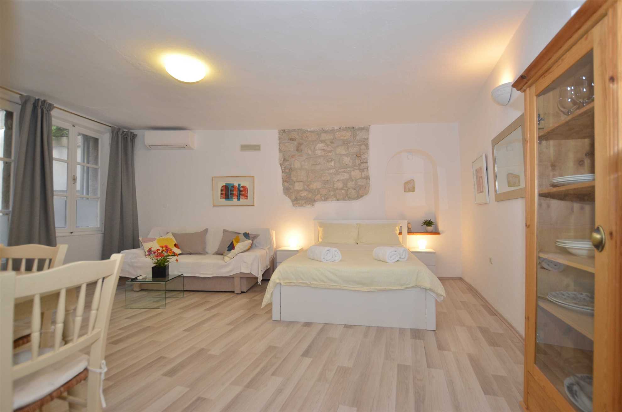 Mont 26 city center studio