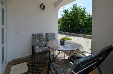 Rovinj 2-Bedroom Apartment with Shared Terrace