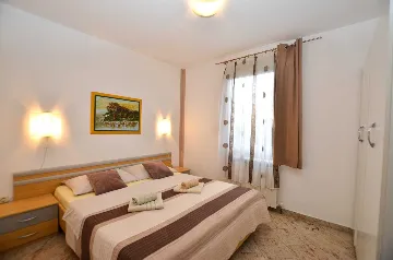 Rovinj 2-Bedroom Apartment with Shared Terrace