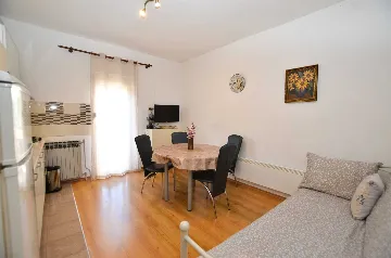 Rovinj 1-Bedroom Apartment with Private Parking