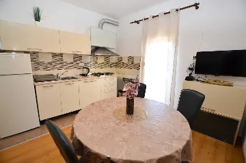 Rovinj 1-Bedroom Apartment with Private Parking