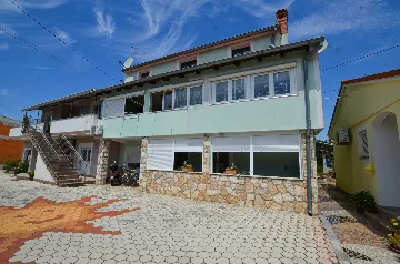 Rovinj 1-Bedroom Apartment with Private Parking