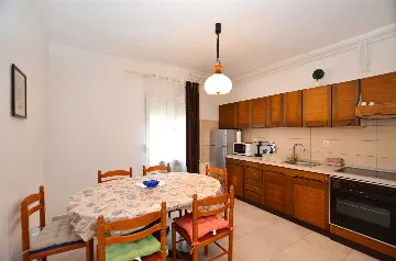 Rovinj Apartment with Private Parking for up to 6