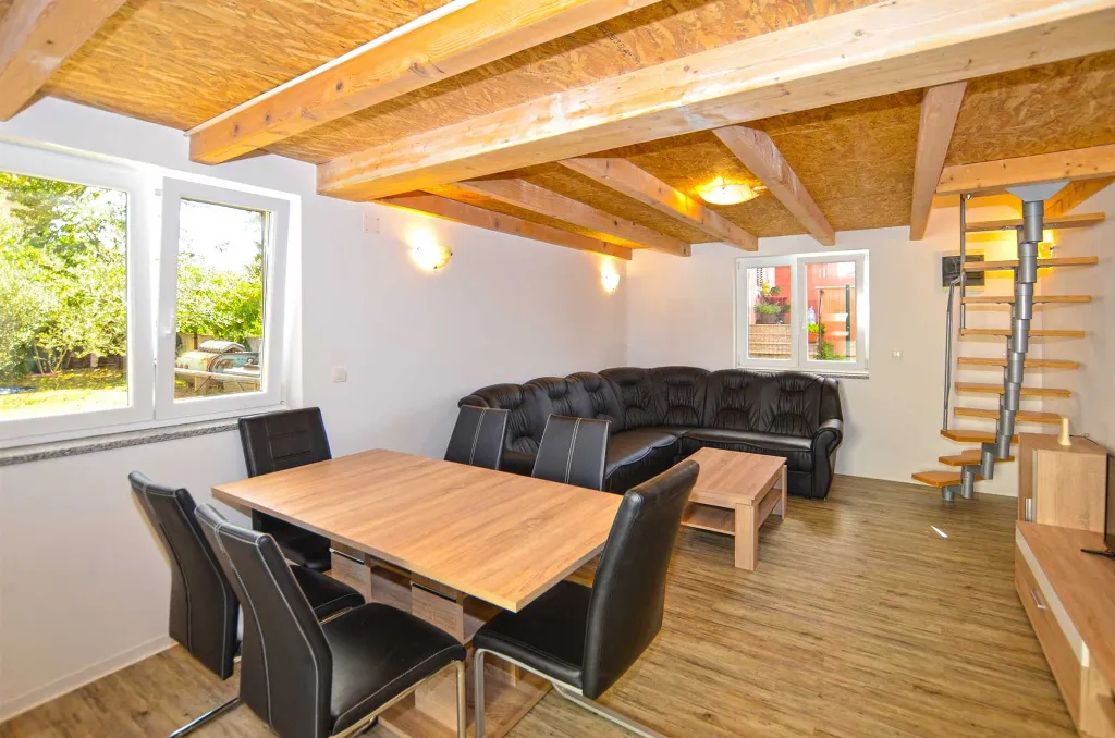 Rovinj Two-Bedroom Apartment with Shared Pool
