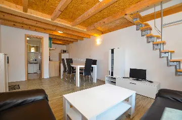Two-Bedroom Apartment in Rovinj with Shared Pool