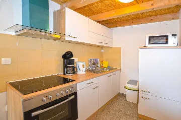 Two-Bedroom Apartment in Rovinj with Shared Pool