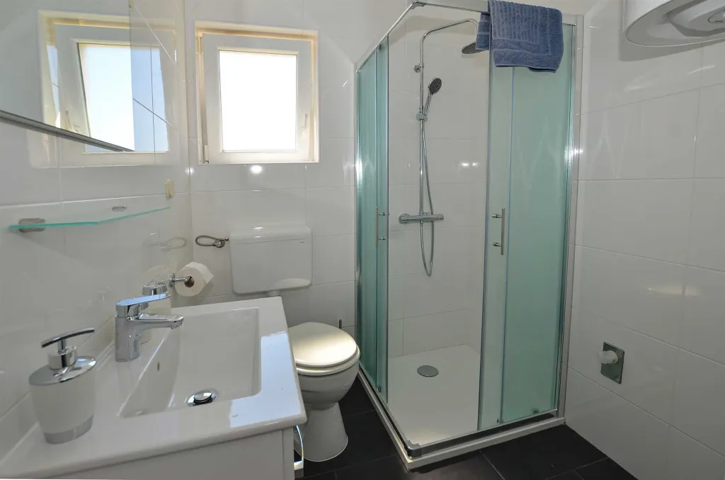Rovinj 2-Bedroom Apartment with Balcony (Up to 6)