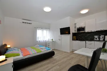 Studio Apartment for 2 Guests in Rovinj