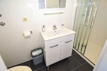 Apartment for 2 Guests in Rovinj with Shared Pool