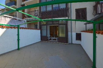 Rovinj 1-Bedroom Apartment with Parking for 3