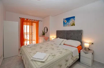 Rovinj 2-Bedroom Apartment for Up to 4 Guests