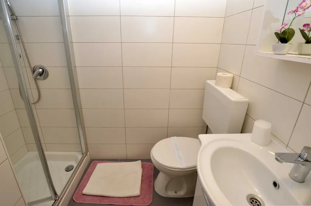 Rovinj 2-Bedroom Apartment for Up to 4 Guests