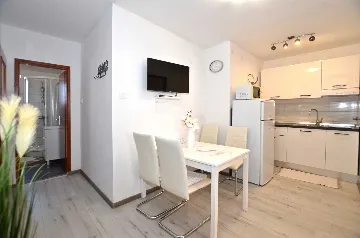 2-Bedroom Apartment in Rovinj with Balcony