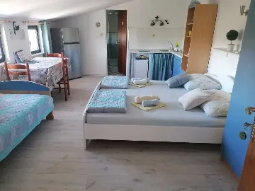 Studio in Rovinj for up to 3 Guests with Parking