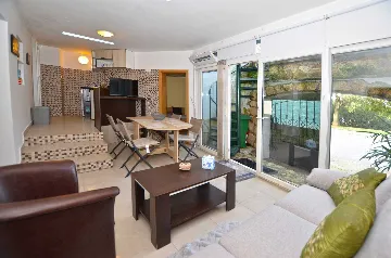 Apartment in Rovinj with 2 Bedrooms (Up to 4)