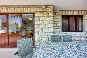 Rovinj 3-Bedroom Apartment for Up to 6 Guests