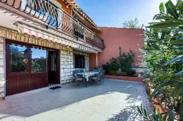 Rovinj 3-Bedroom Apartment for Up to 6 Guests