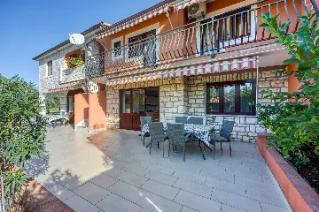 Rovinj 3-Bedroom Apartment for Up to 6 Guests