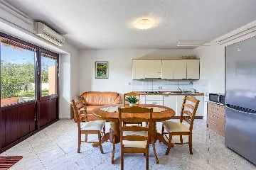 Rovinj 3-Bedroom Apartment for Up to 6 Guests