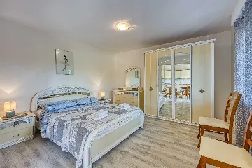 Rovinj 3-Bedroom Apartment for Up to 6 Guests