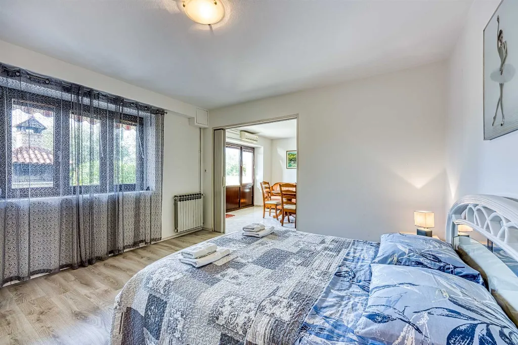 Rovinj 3-Bedroom Apartment for Up to 6 Guests