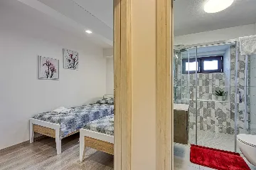 Rovinj 3-Bedroom Apartment for Up to 6 Guests